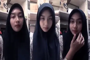 Bokep Jilbab Cantik Live Buka Baju Hot poster