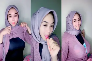 Bokep Jilbab Cantik SunGirl Host Hijaber poster