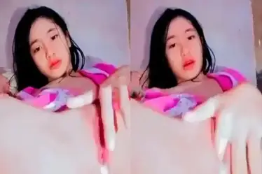 Gadis Muda Memek Pink Mulus Ngewe Brutal Basah poster